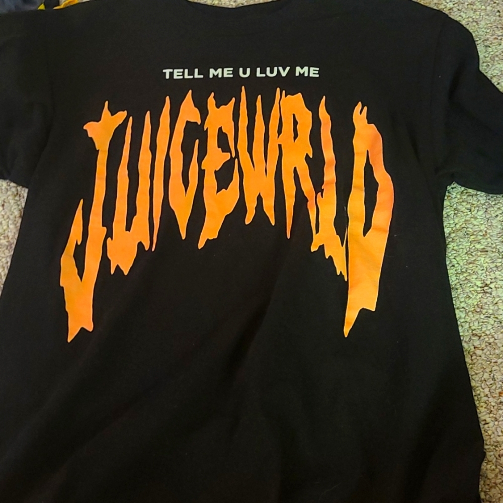 T shirt